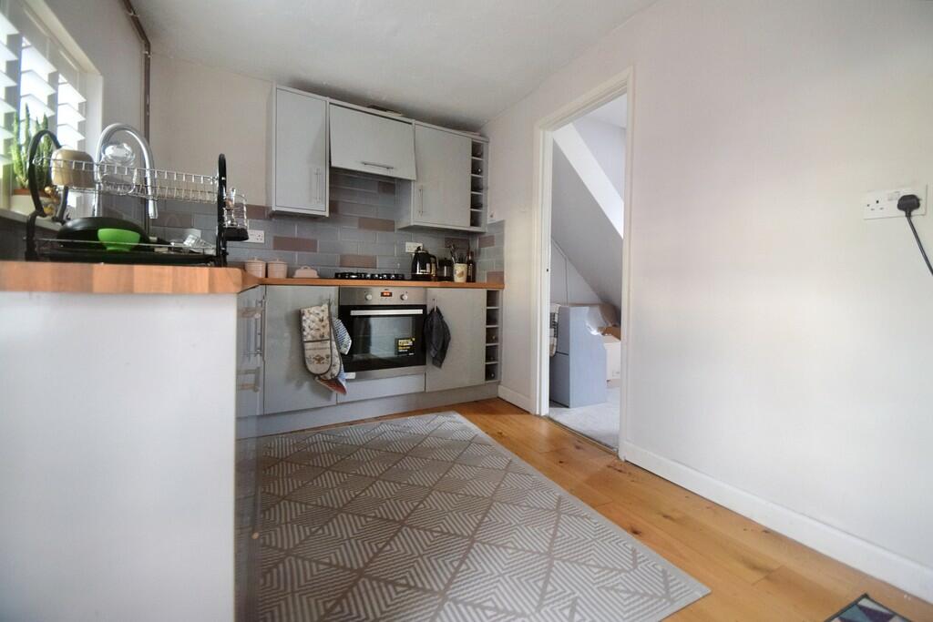 Kitchen (2)