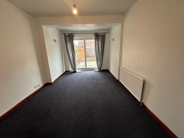 Back lounge 1