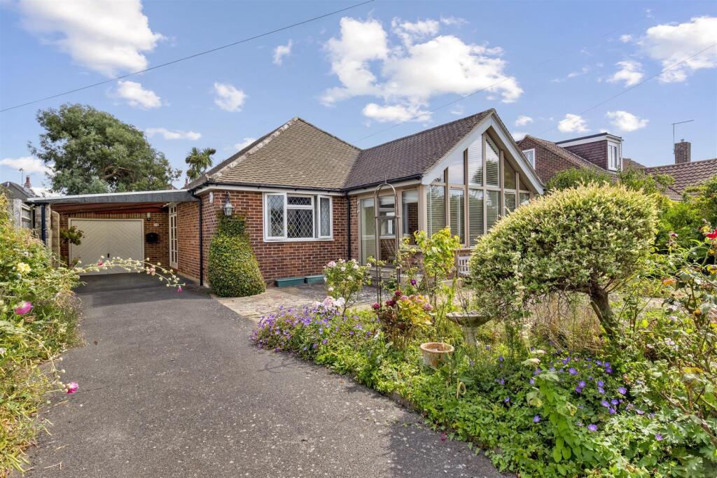 15 Foamcourt Waye_024.JPG