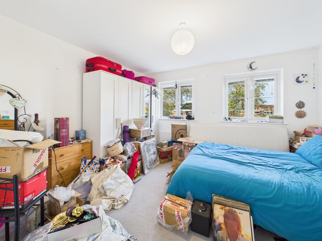 CAM05192G0-PR0179-STILL009