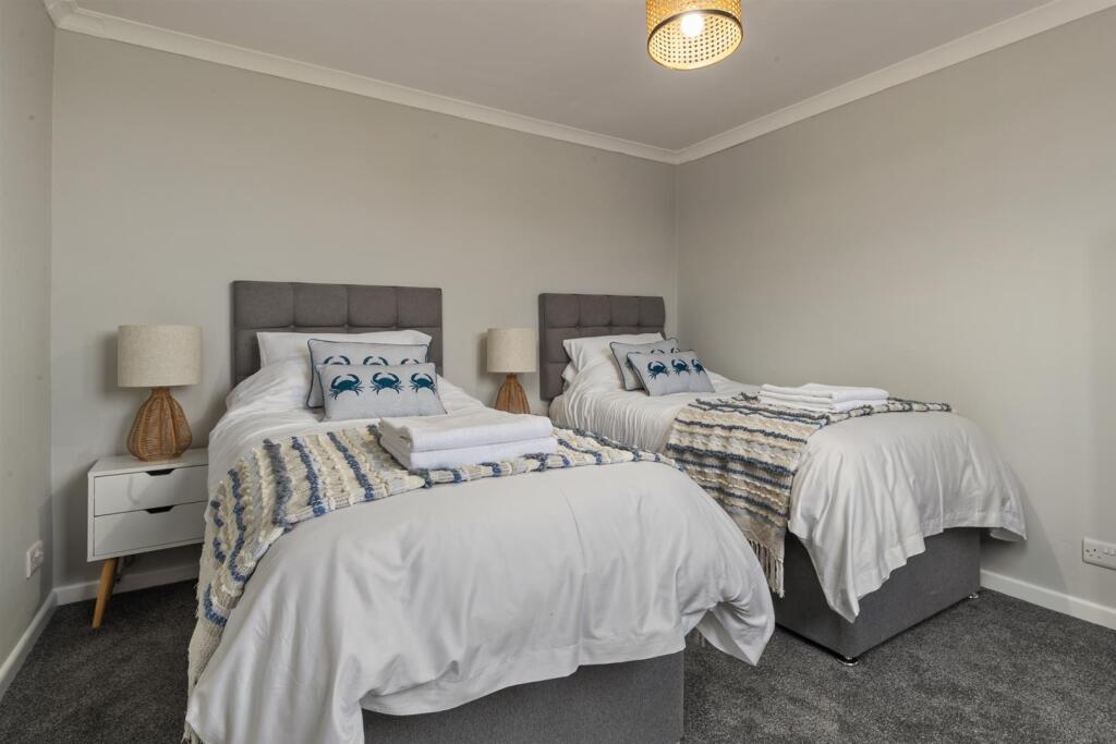 4 Bevlin Hall Saundersfoot -   Final Edits_-1.jpg