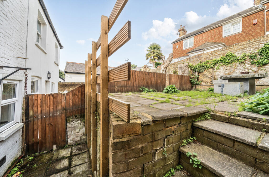 1361540-16-68de77...