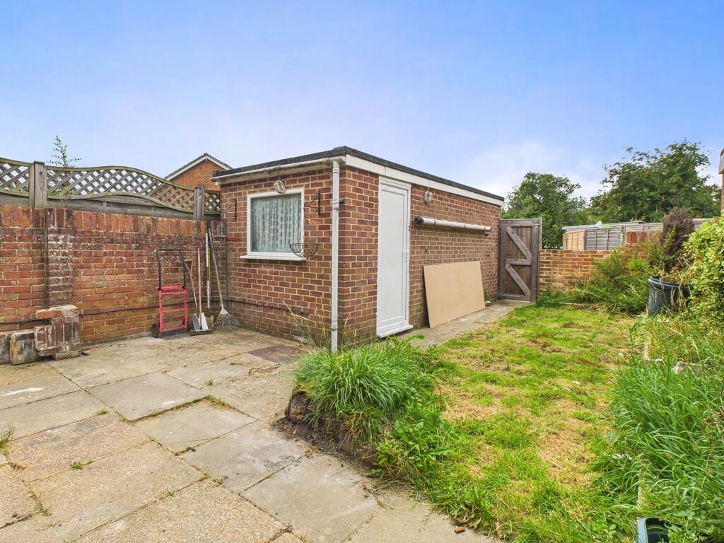 CAM05068G0-PR0044...