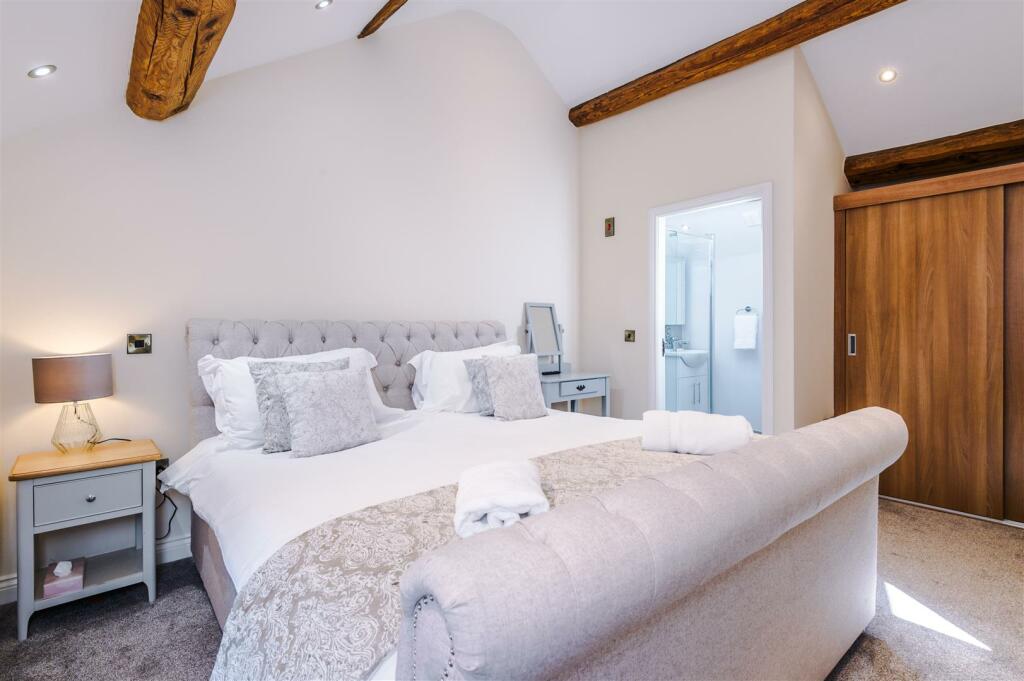 Shepherds rest bedroom.jpg