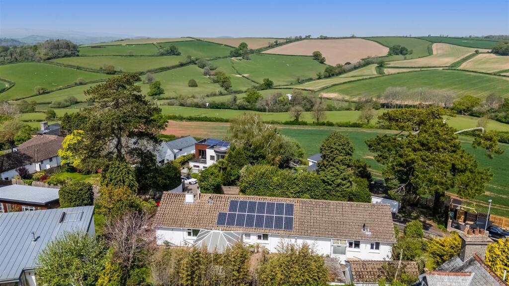 A03 - Jubilante, Totnes - 250501.jpg