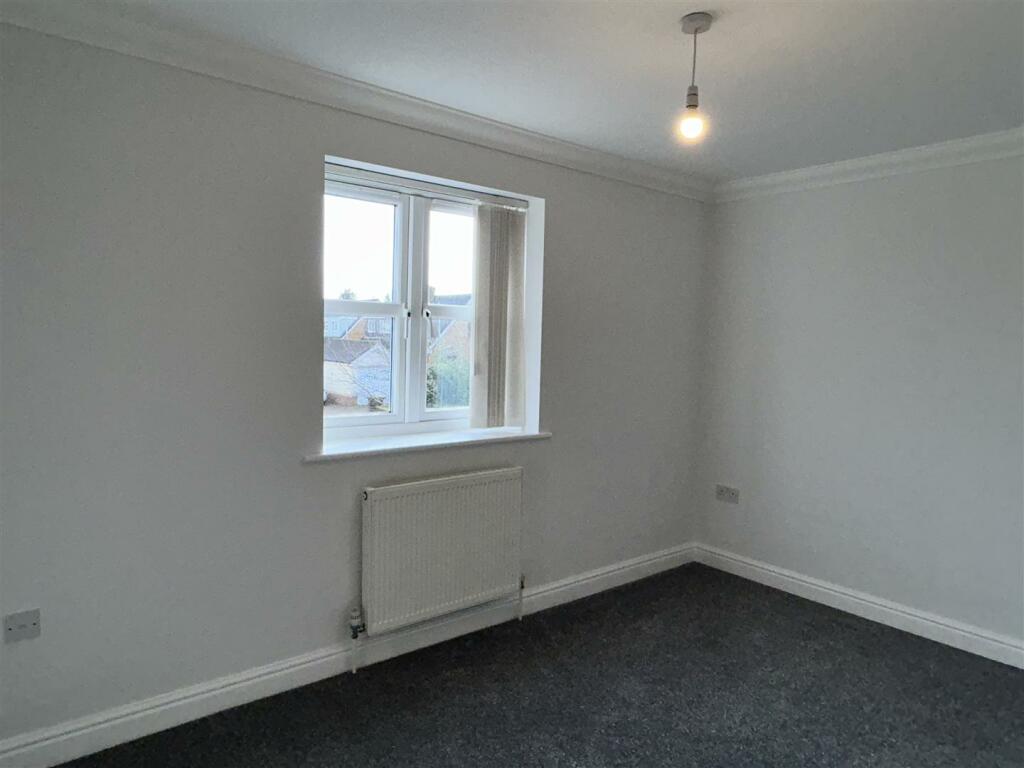 Bedroom 2.JPG