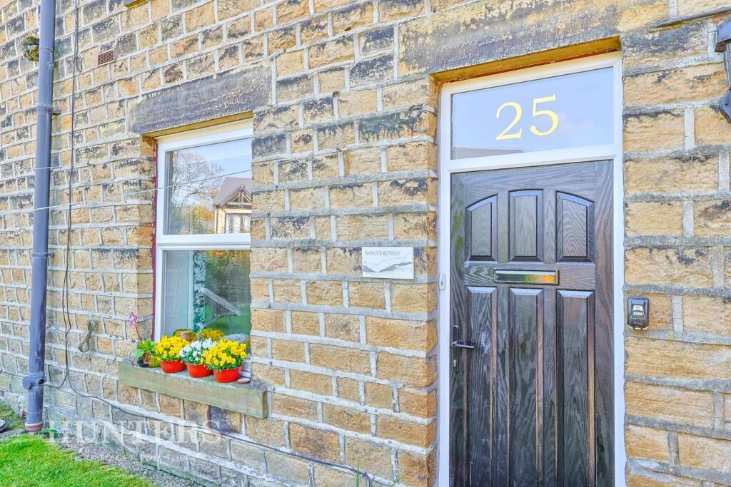 25 Huddersfield Road (19).jpg