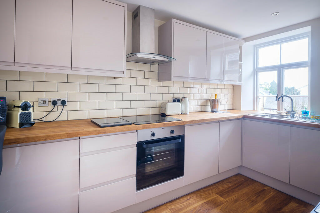 Apartment One (Ki...