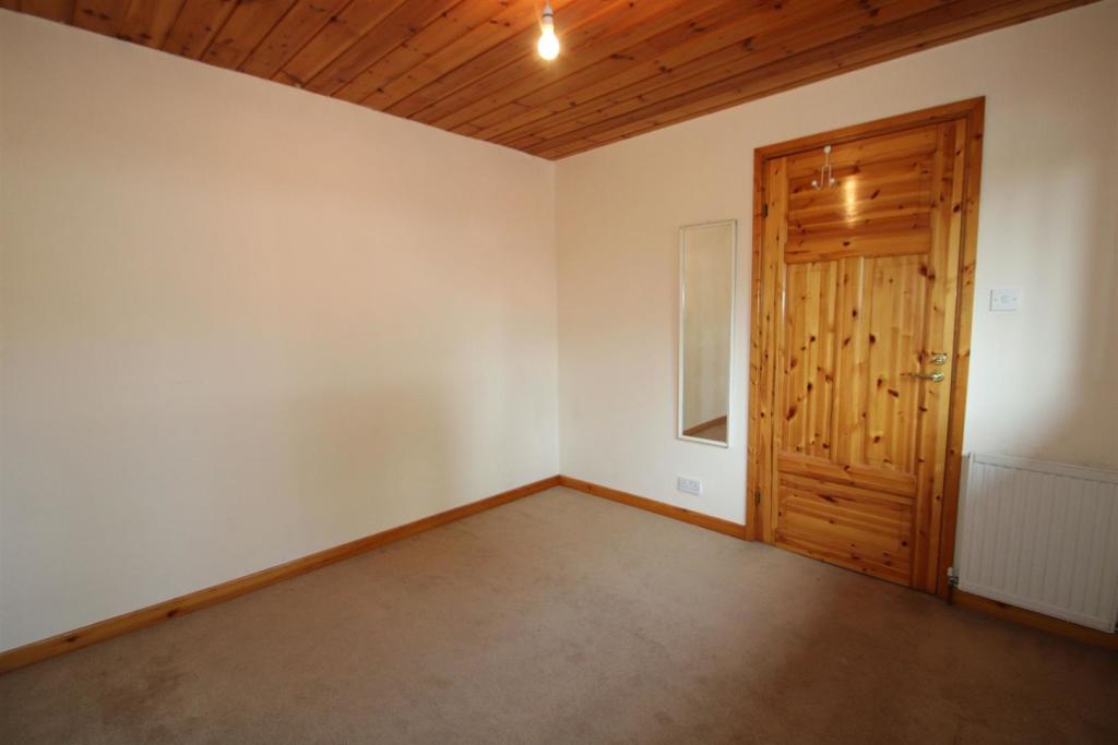Bedroom 2 Aspect 2