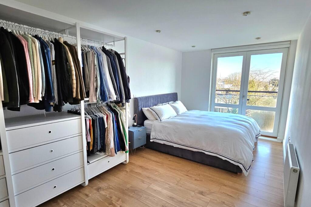 Citywalk new main bed.jpg
