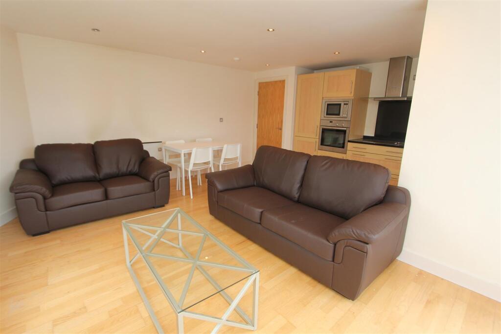 Living room.JPG