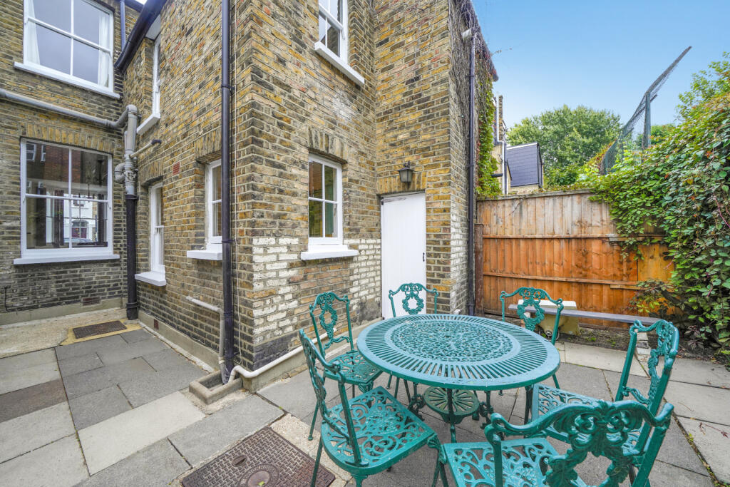 property in Kerrison Road, 
Battersea, SW11