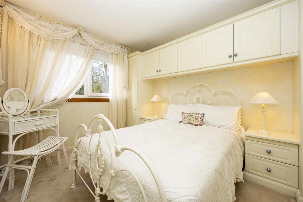LOWCROFT_BALMORE_011.JPG