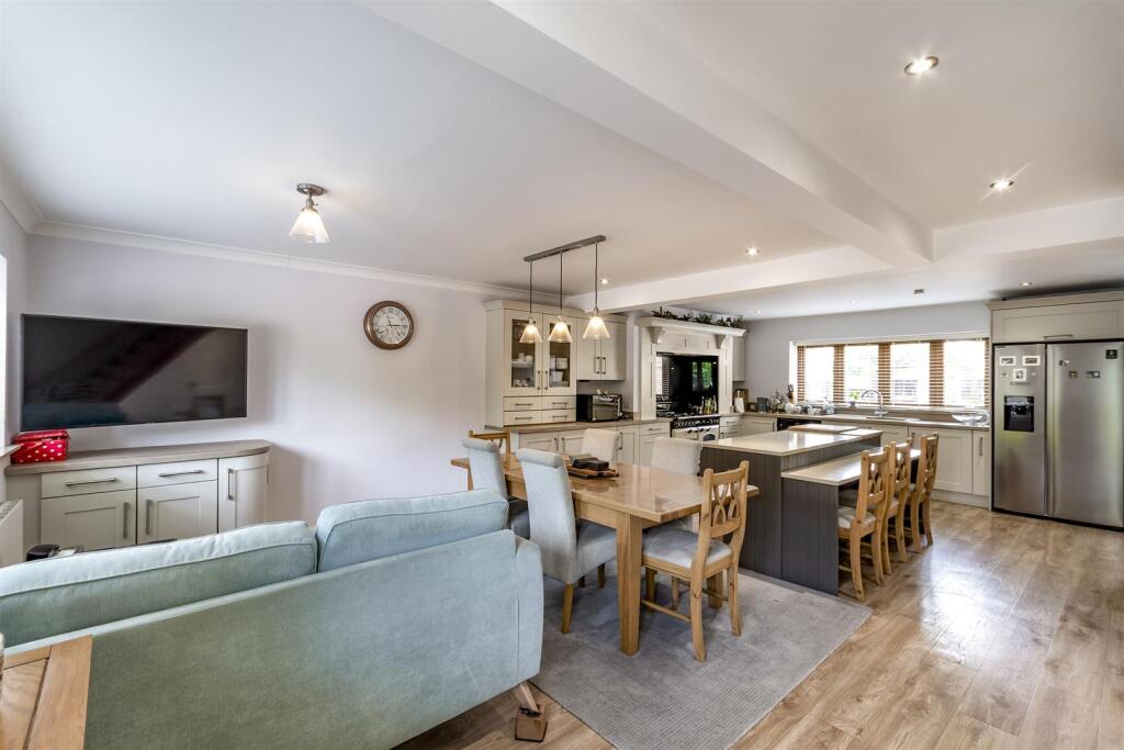 DSC_7621-Edit_kitchen