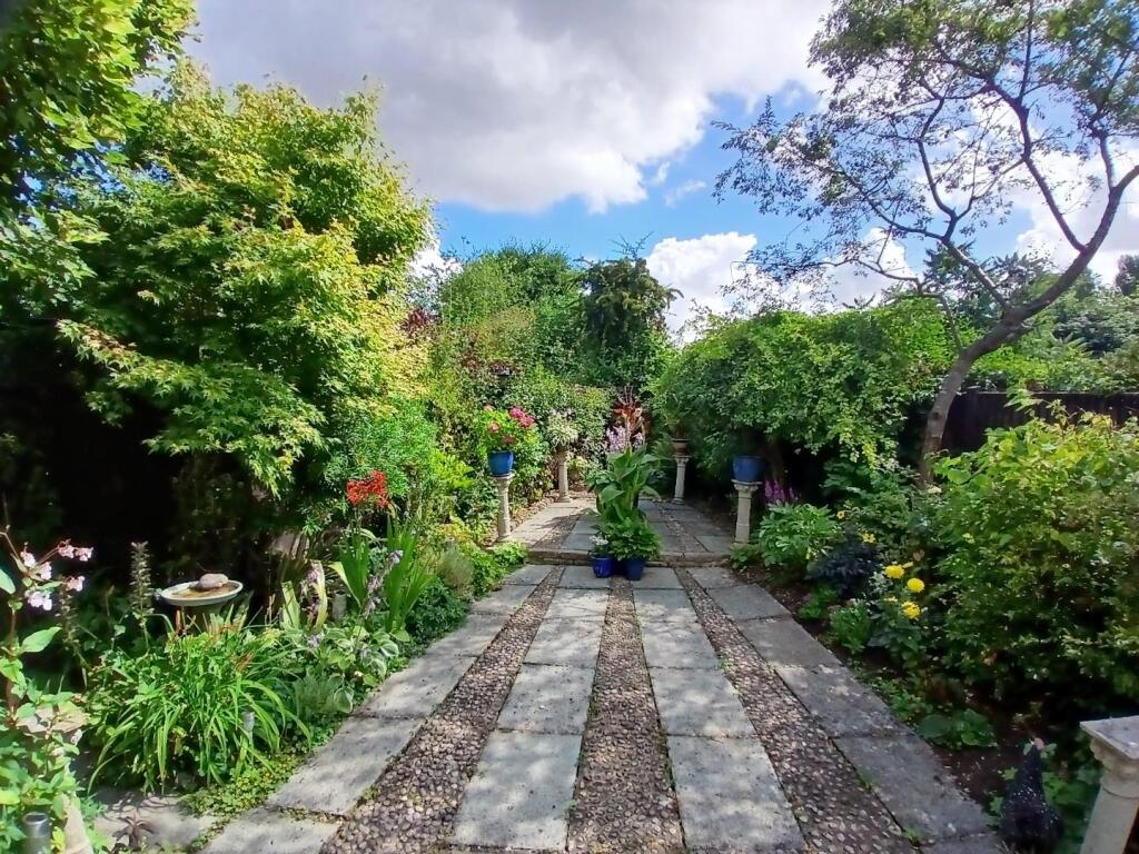 Rear Garden.jpg