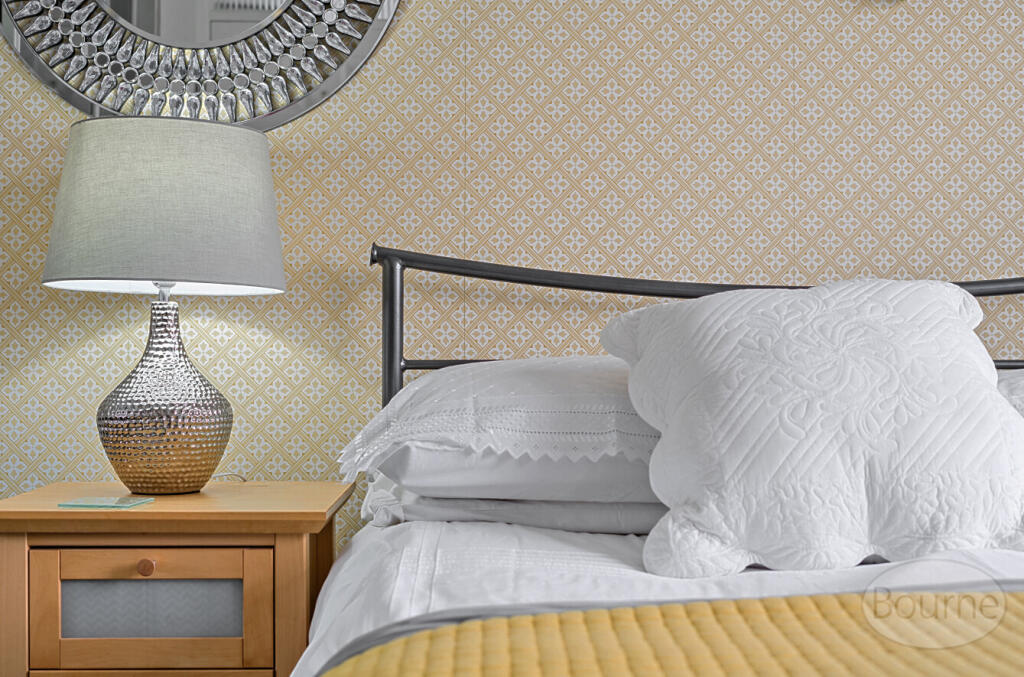 f49248bd-ce97-4e1...