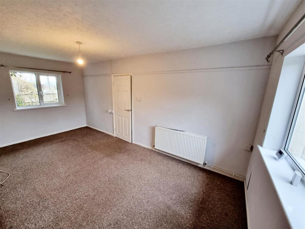 Sitting Room.jpg