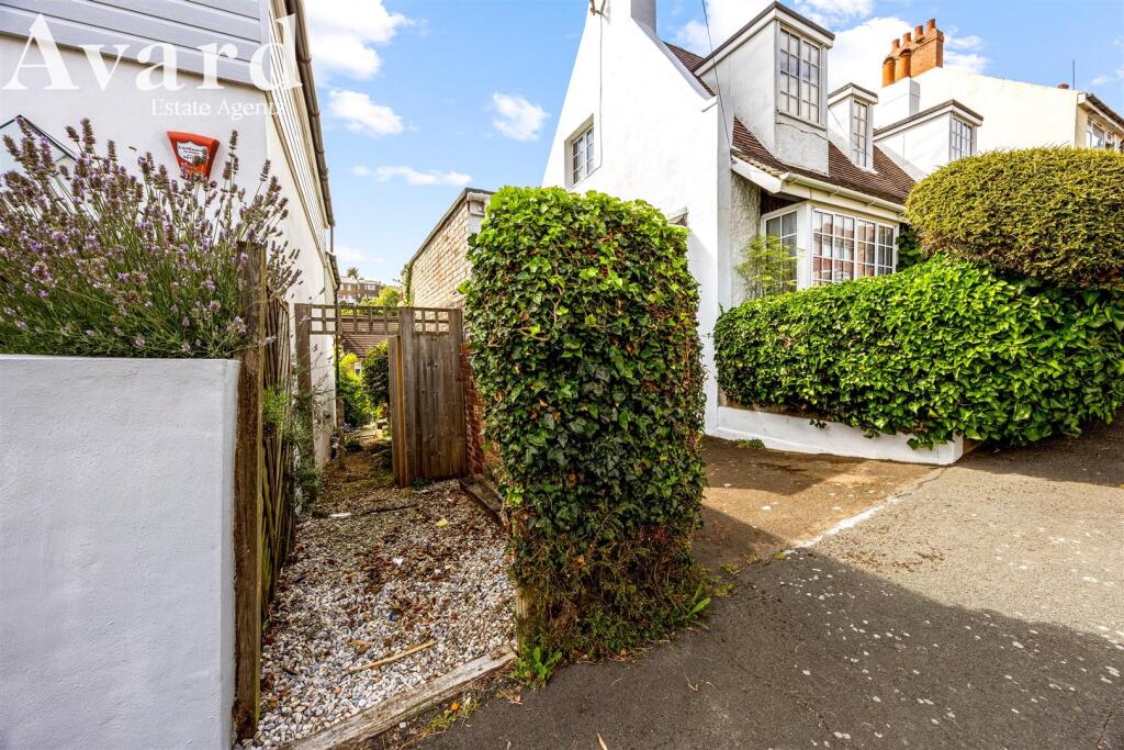 Stanmer Villas, 82 EXTERNALS_005.JPG