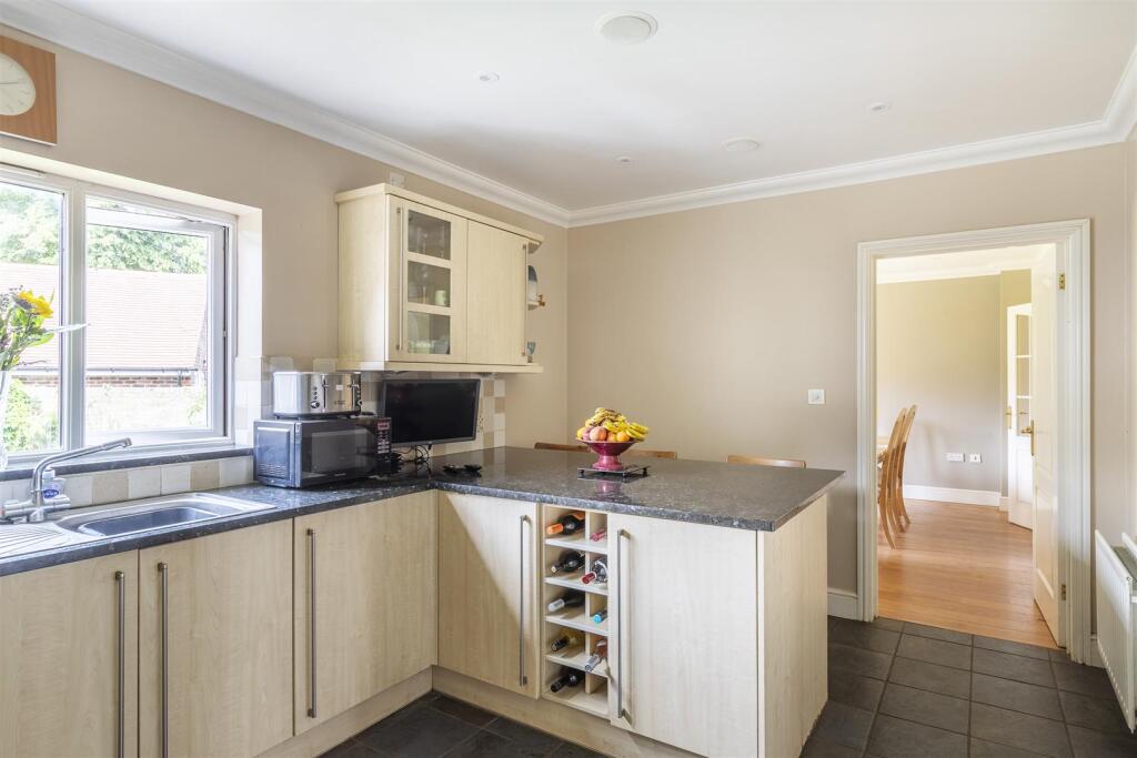 Kitchen/Breakfast Room