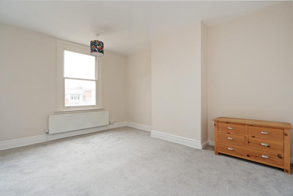 Rear Bedroom