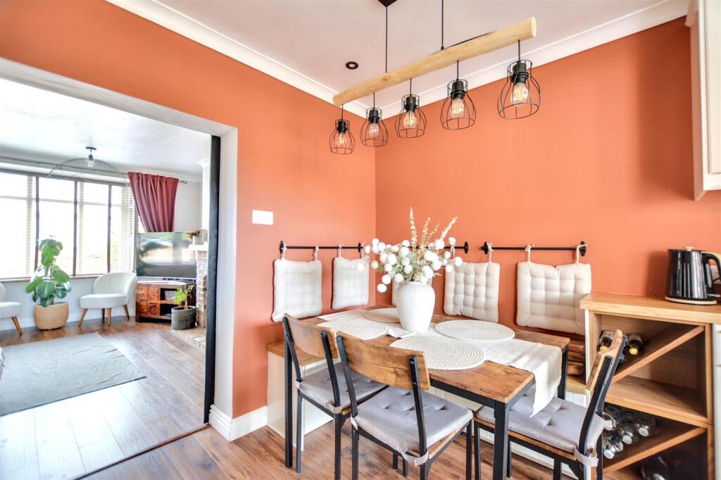 Kitchen Diner_3.jpeg