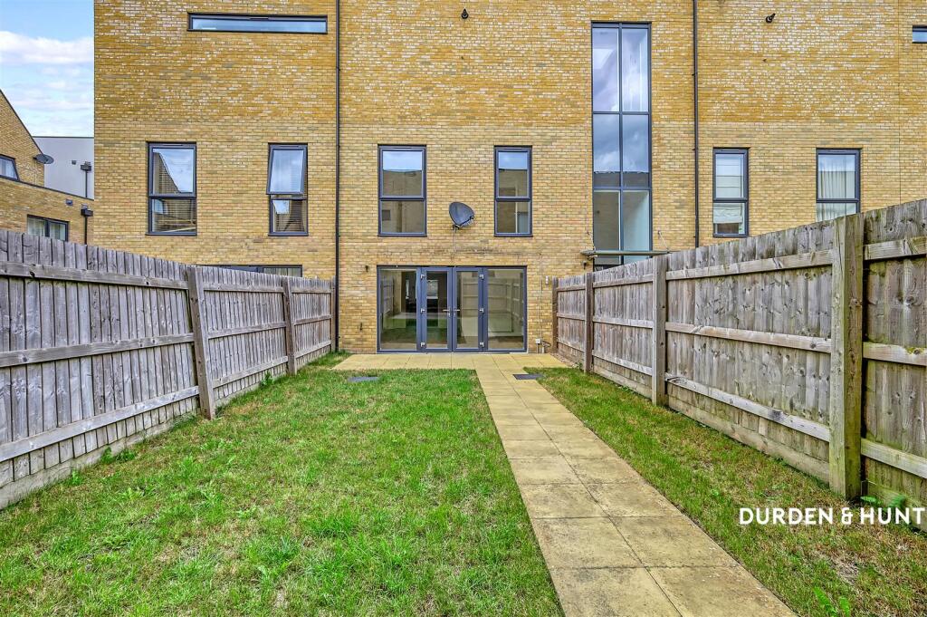 Charlock Close
