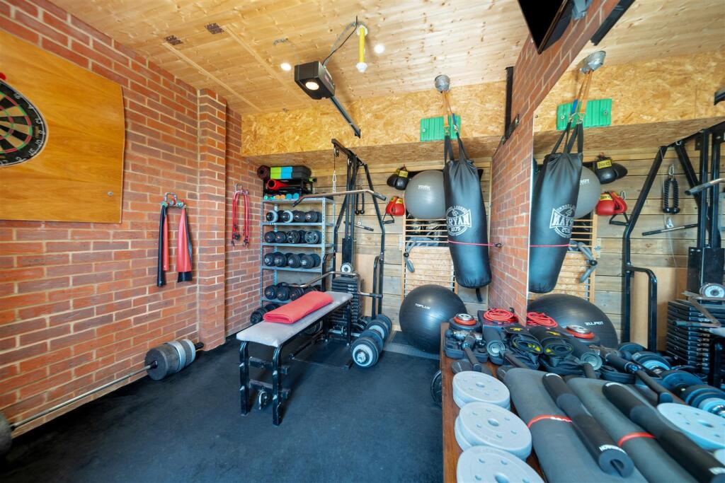 116 Jovian Way-41.jpg