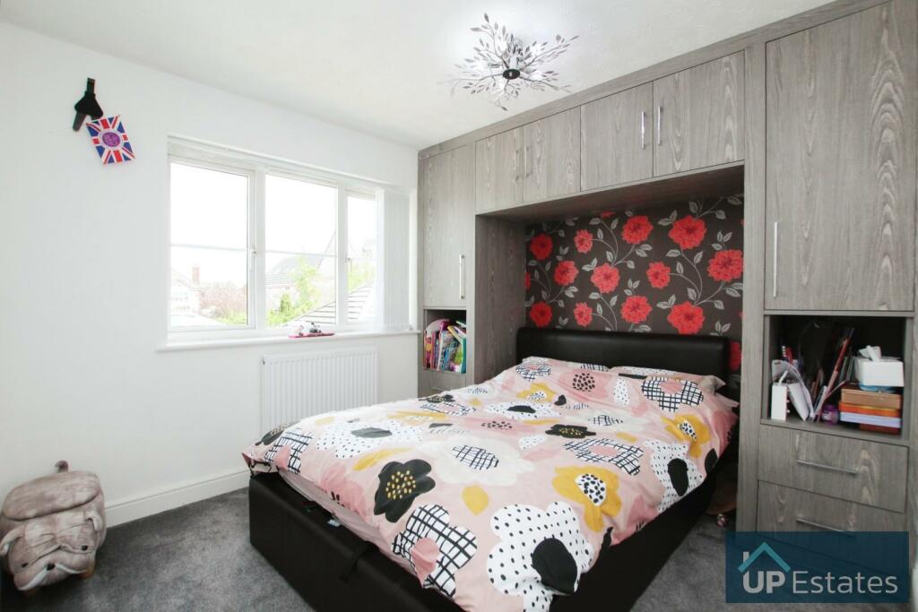 Bedroom.JPG