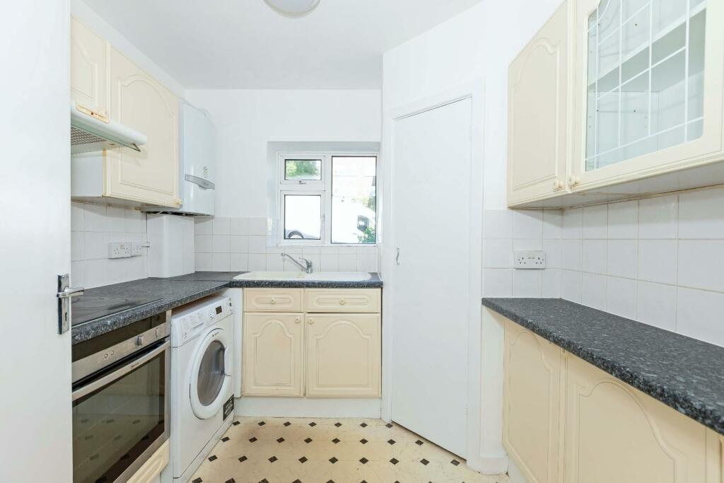 12a Woodland_6.JPG