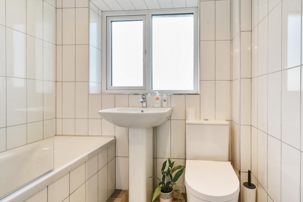 Contemporary bathroom