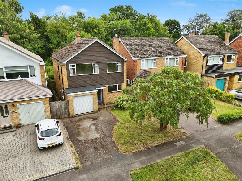 db9be8f6--4C38-AEB5-5996F600E86C-28047-000003097FD