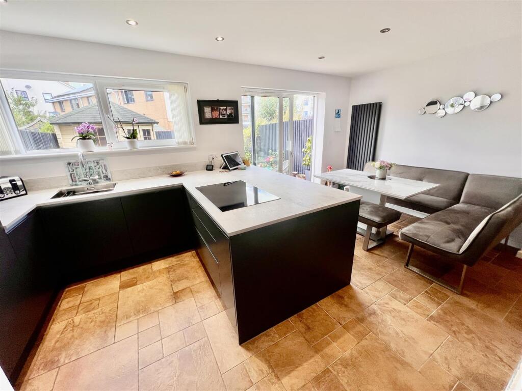 Kitchen.jpeg