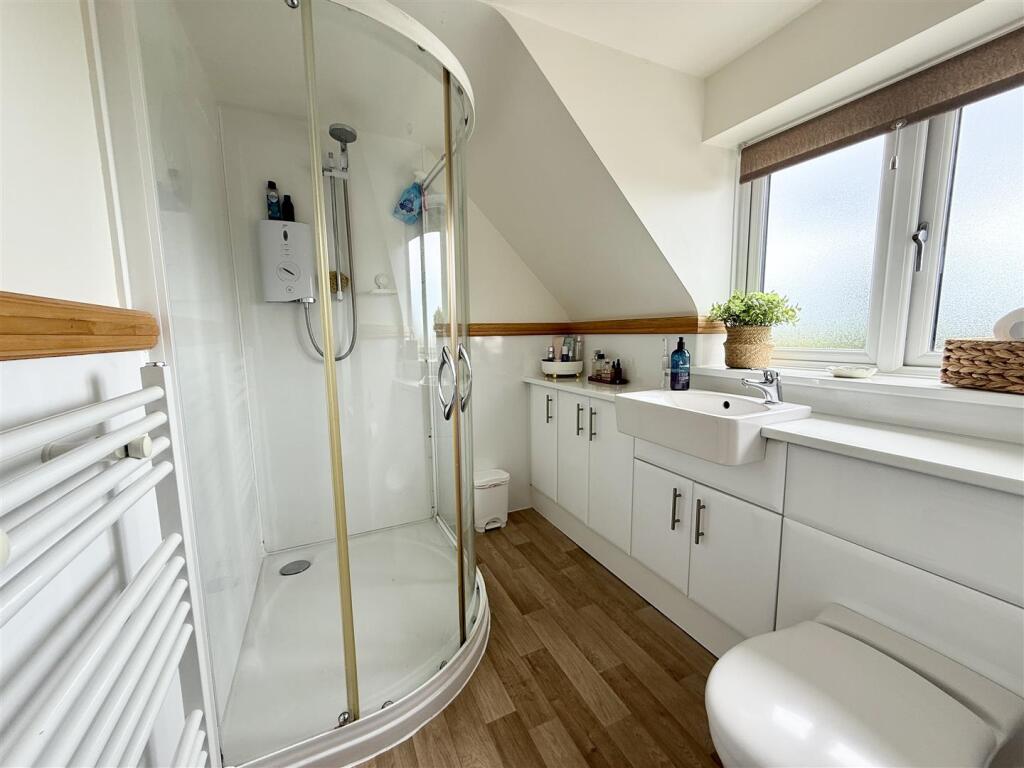 en suite shower room
