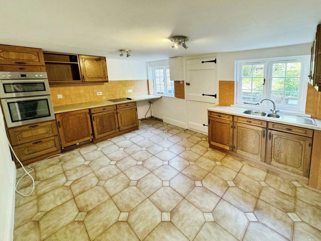 6a7800fb-Kitchen.jpg