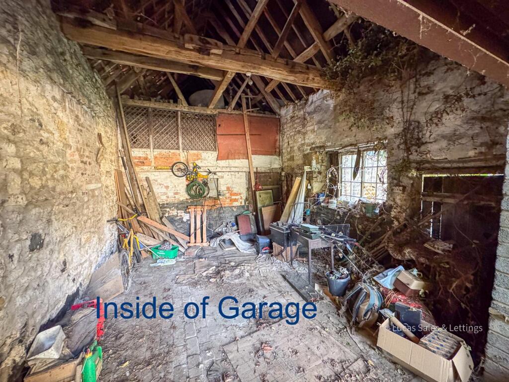 5 High St Finedon-26.jpg