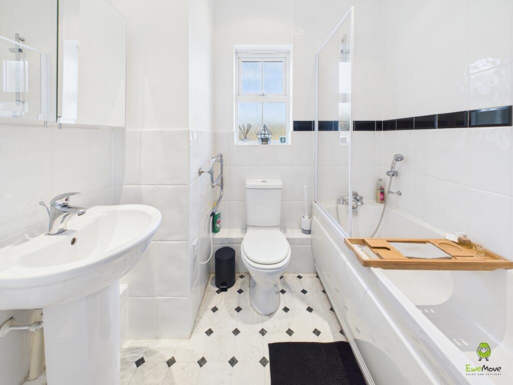 Empire Walk Available from Clinton Crawford @ Ewem