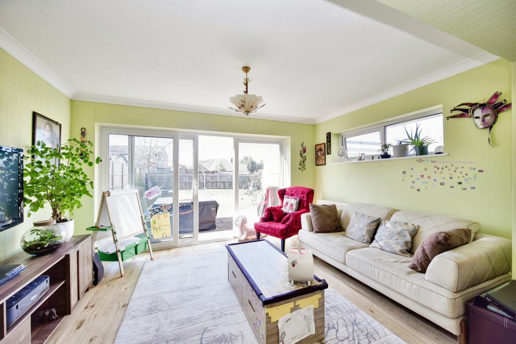 Family Size Lounge View