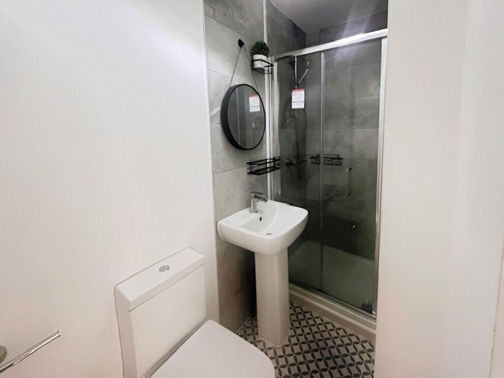 Ensuite