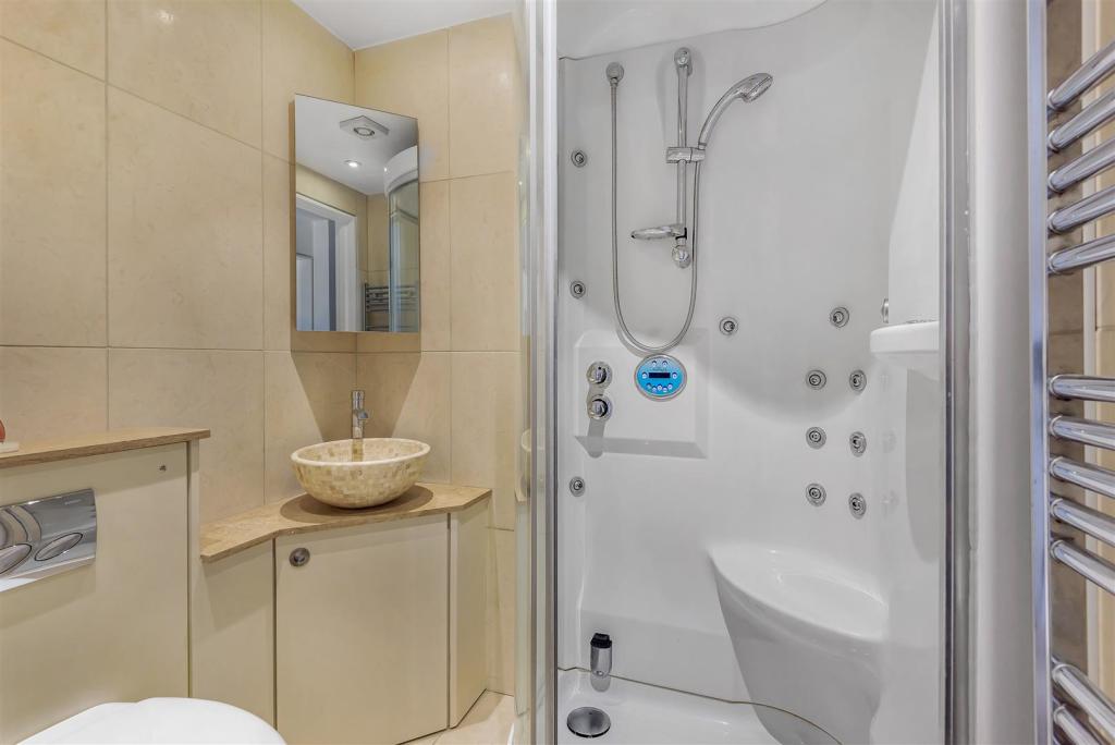 shower room.jpg