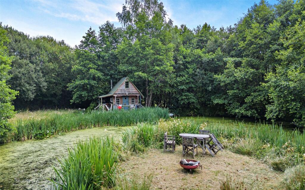 Lake &amp; Lake House