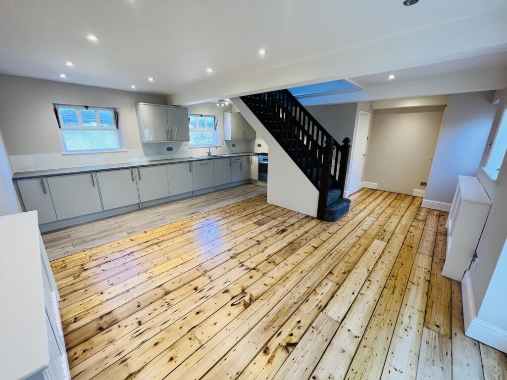 0981EC50-9606-4286-80B1-63FD75DD9522