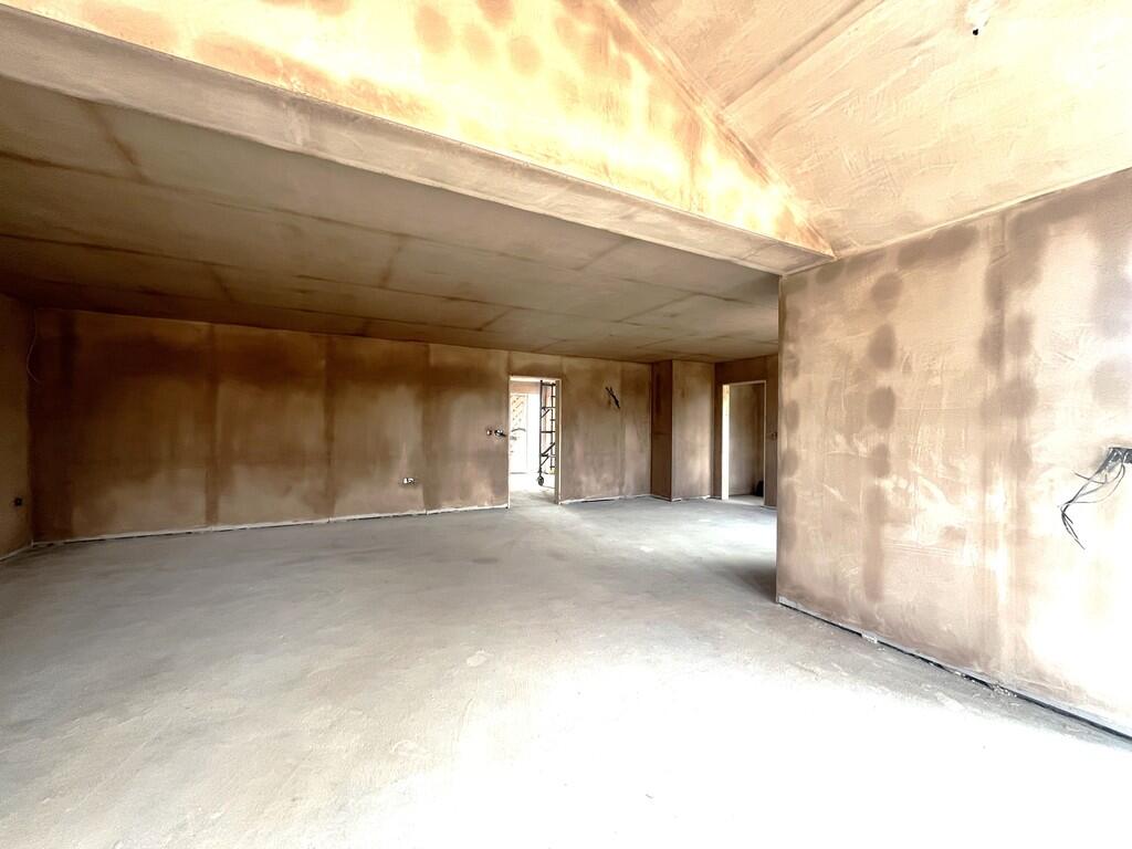 Sunroom facing ki...