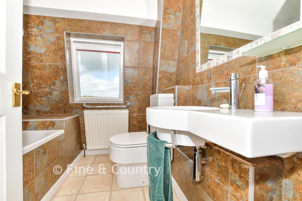 Annexe Bathroom