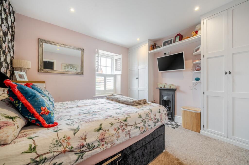 1326496-16-6878d88c46a16