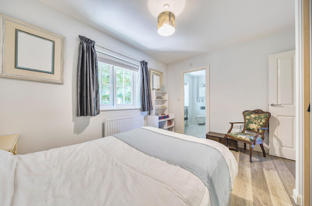 1316836-21-6862af...