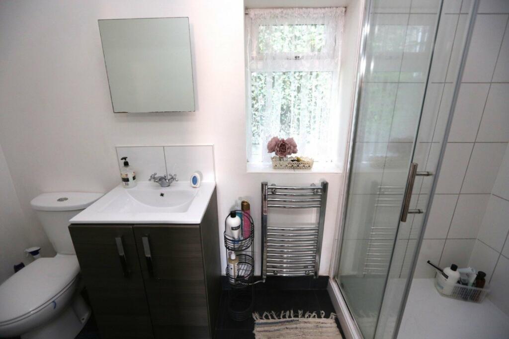 GF Shower Room_1696325698013.jpg-big