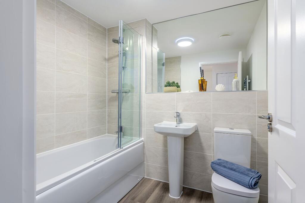 Bathroom in 4 bedroom Stewarton house type