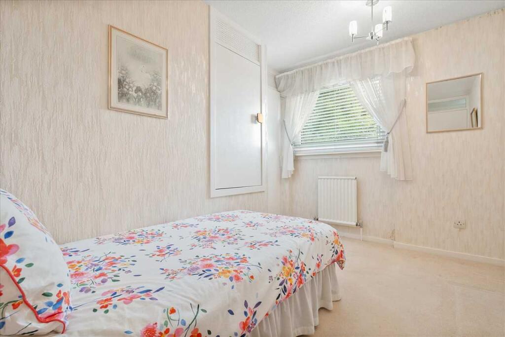 Bedroom Two (1)