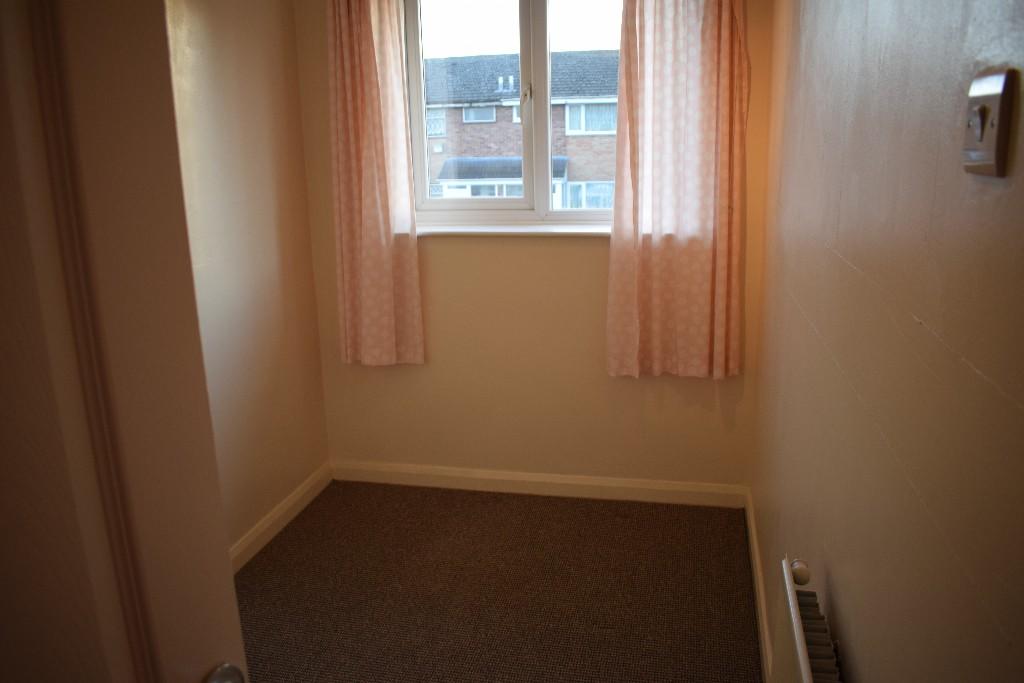 Front Single Bedroom