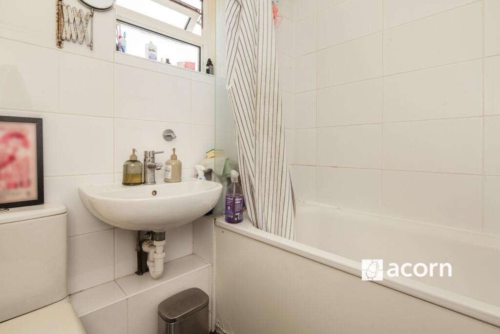 5777f6e4-879f-f01...